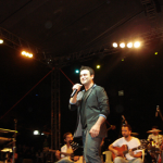 Kutsi Yılbaşı Sahne Fiyatı,