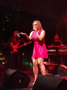 Zeynep Dizdar Sahne Konser Fiyatı,