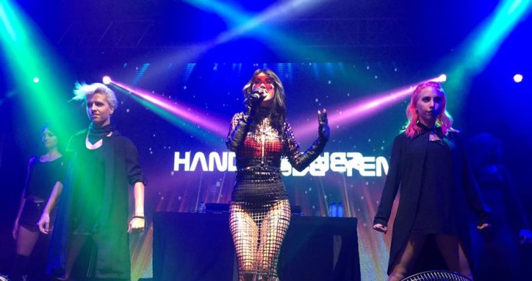 Hande Yener Konseri-Yalova